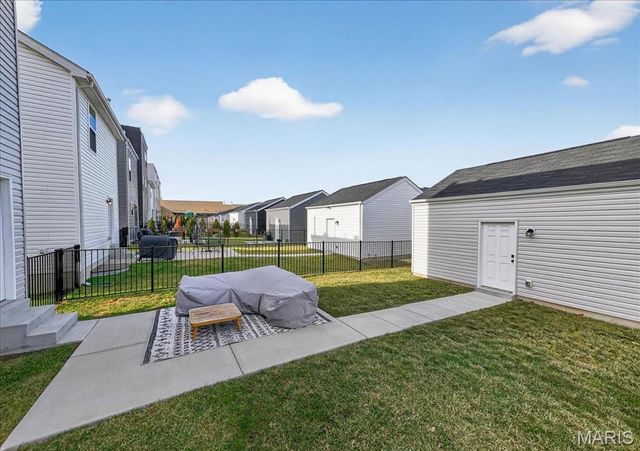 9437 Vandervoort Court, Crestwood, MO 63126