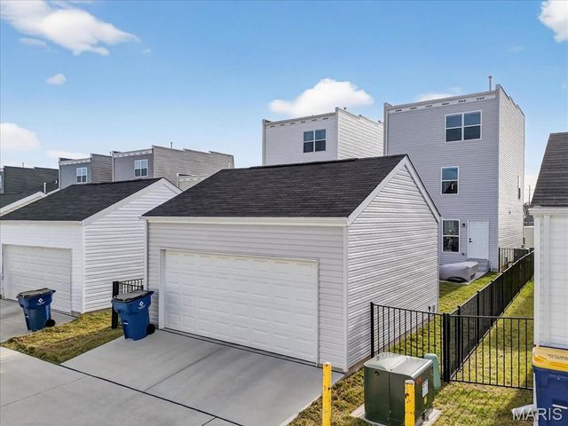 9437 Vandervoort Court, Crestwood, MO 63126