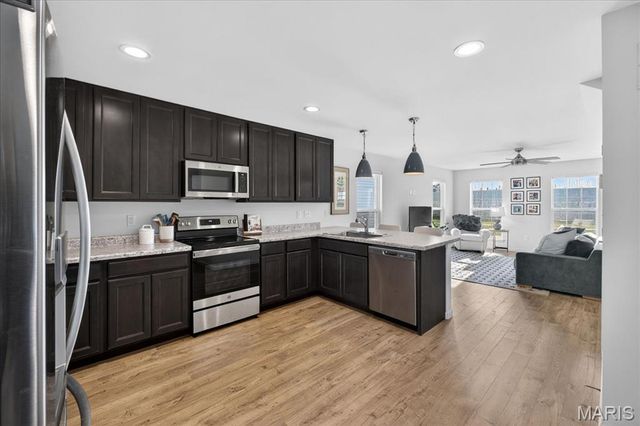 9437 Vandervoort Court, Crestwood, MO 63126