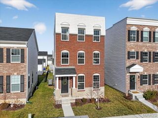 9437 Vandervoort Court, Crestwood, MO 63126