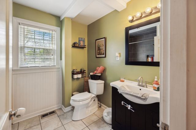 920 Hillcrest Ave, Columbia, TN 38401