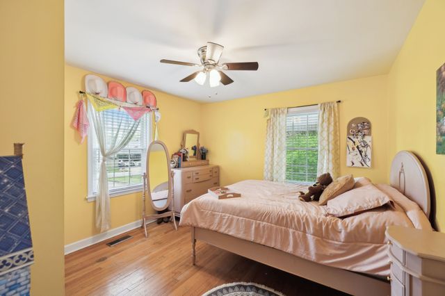 920 Hillcrest Ave, Columbia, TN 38401