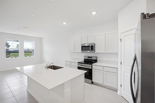 3007 MALOOF DRIVE, Davenport, FL 33837