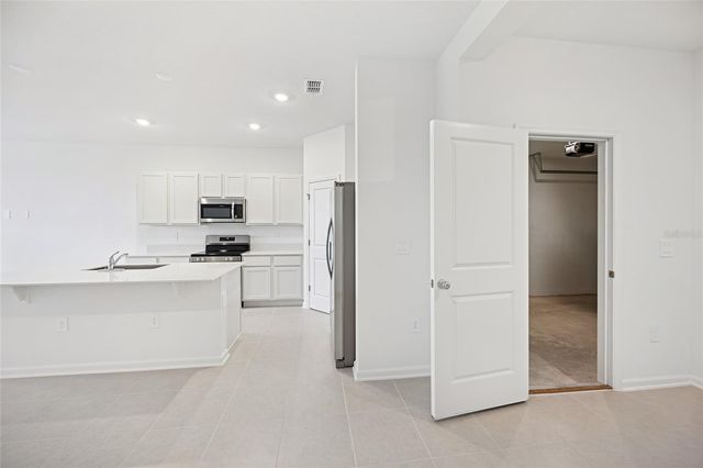 3007 MALOOF DRIVE, Davenport, FL 33837