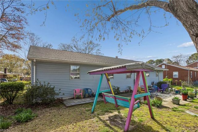 621 Spruce RD, Newport News, VA 23601