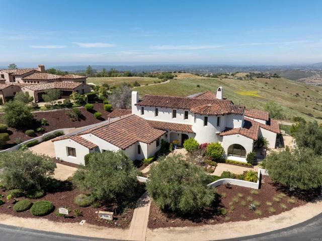 8136 Entrada de Luz, San Diego, CA 92127