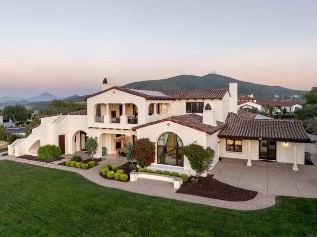 8136 Entrada de Luz, San Diego, CA 92127