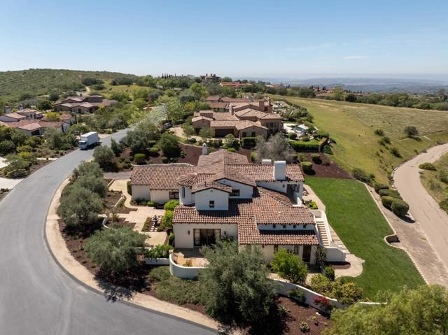 8136 Entrada de Luz, San Diego, CA 92127