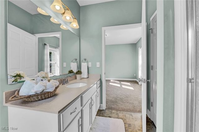 3873 Easton Road, Norton, OH 44203