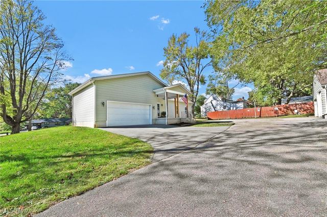 3873 Easton Road, Norton, OH 44203