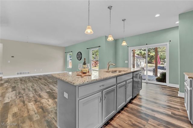 3873 Easton Road, Norton, OH 44203