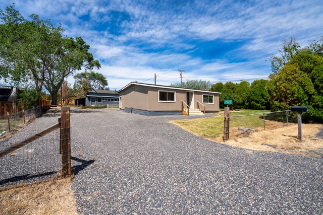 765 F Avenue, Terrebonne, OR 97760