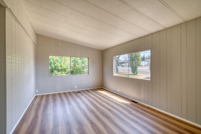 765 F Avenue, Terrebonne, OR 97760