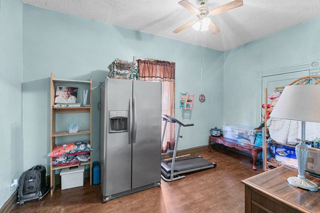 704 Cantrell Street, Waxahachie, TX 75165