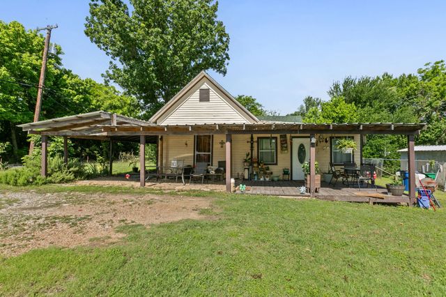 704 Cantrell Street, Waxahachie, TX 75165