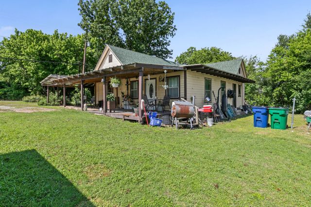 704 Cantrell Street, Waxahachie, TX 75165