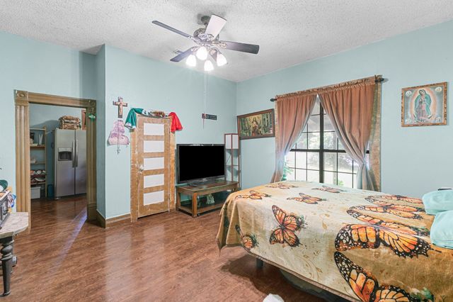 704 Cantrell Street, Waxahachie, TX 75165