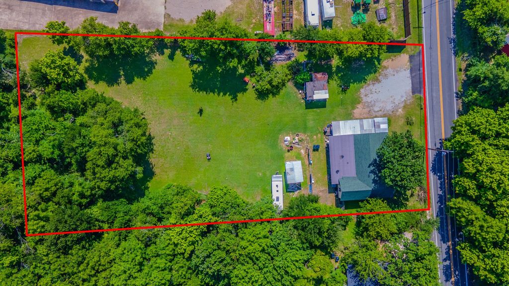 704 Cantrell Street, Waxahachie, TX 75165