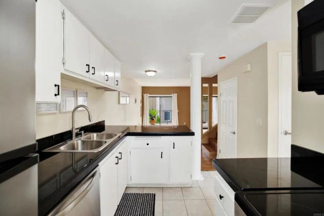 2383 Altisma Way D, Carlsbad, CA 92010