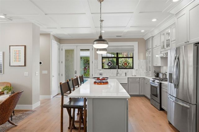 2344 2ND AVENUE N, St Petersburg, FL 33713