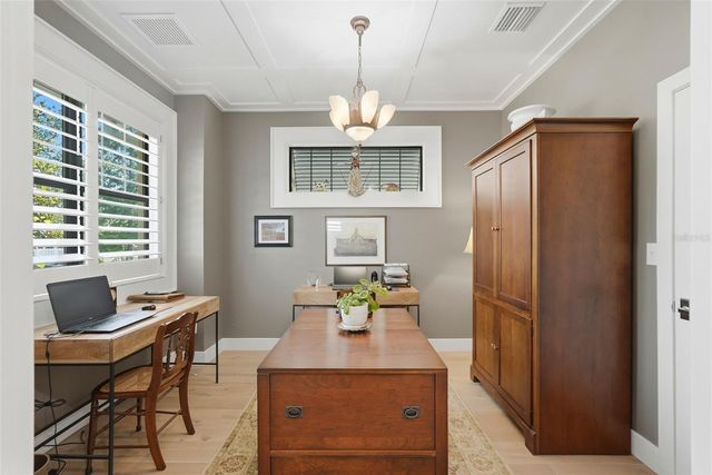 2344 2ND AVENUE N, St Petersburg, FL 33713