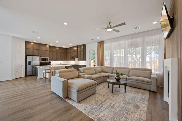 298 Canal DR, Dripping Springs, TX 78620
