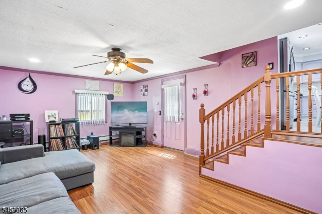 10 Independence Dr, Roselle Boro, NJ 07203 — photo 5