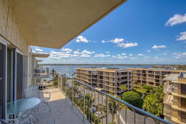 3230 S OCEAN Boulevard E609, Palm Beach, FL 33480