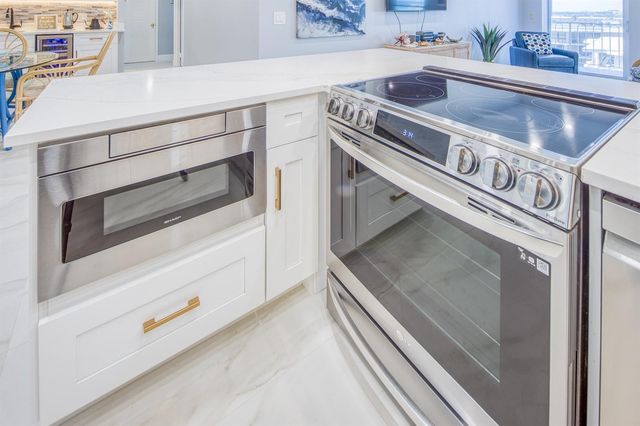 3230 S OCEAN Boulevard E609, Palm Beach, FL 33480