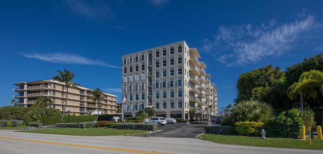 3230 S OCEAN Boulevard E609, Palm Beach, FL 33480