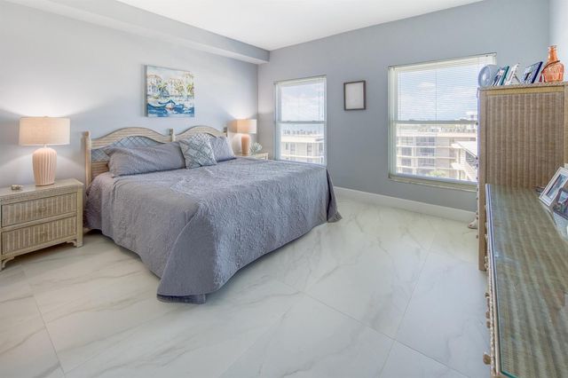 3230 S OCEAN Boulevard E609, Palm Beach, FL 33480