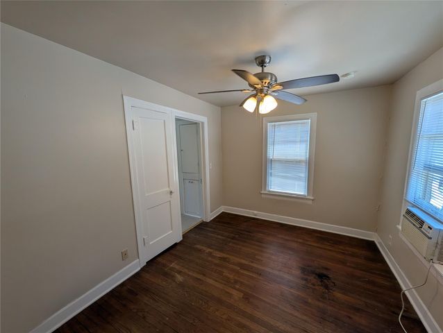 304 E 42nd ST, Austin, TX 78751