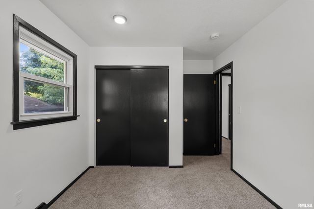 1101 HAWTHORNE Drive, Bettendorf, IA 52722