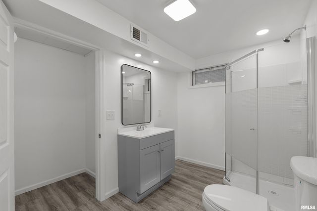 1101 HAWTHORNE Drive, Bettendorf, IA 52722