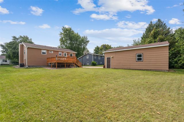 107 NW 7th Street, Grimes, IA 50111