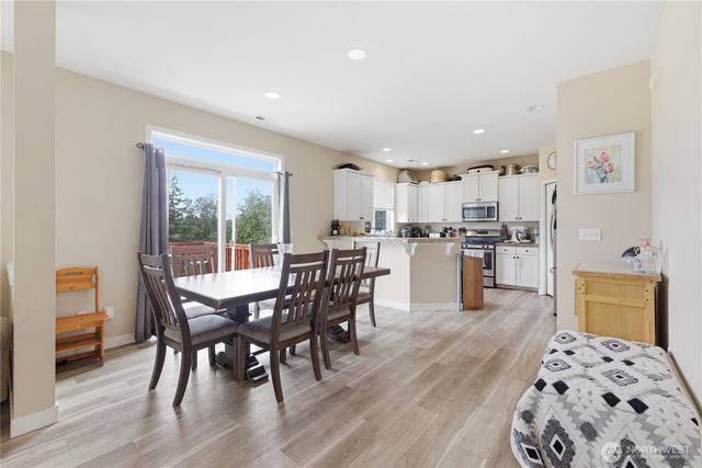 15514 79th Avenue E, Puyallup, WA 98375