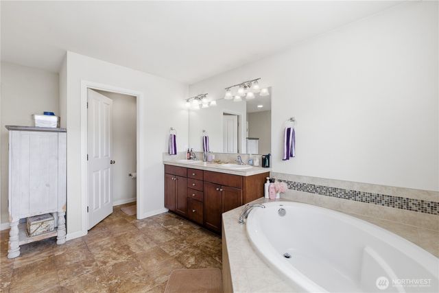 15514 79th Avenue E, Puyallup, WA 98375