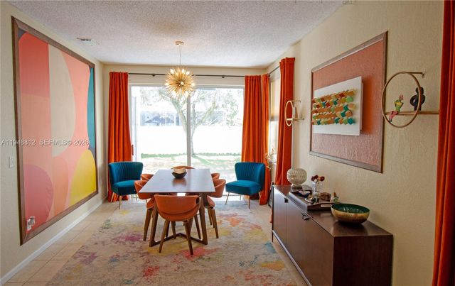 15826 NW 11th St, Pembroke Pines, FL 33028