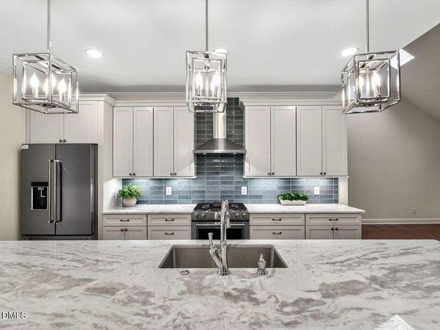 100 Gables Point Way, Cary, NC 27513