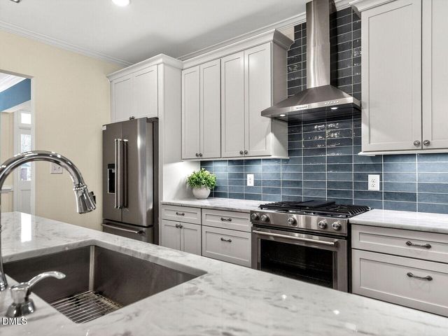 100 Gables Point Way, Cary, NC 27513