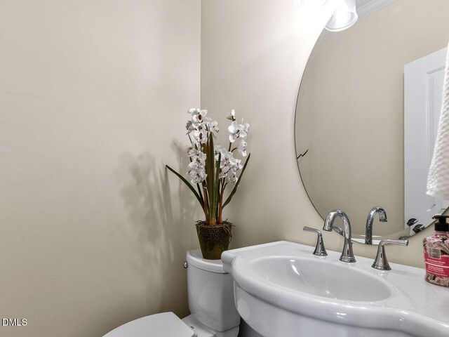 100 Gables Point Way, Cary, NC 27513