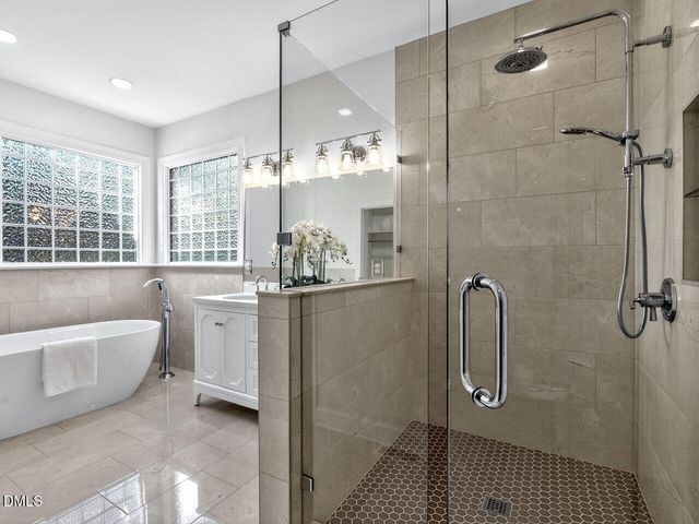 100 Gables Point Way, Cary, NC 27513