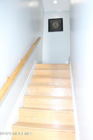 96 Joan Court, Jackson, NJ 08527