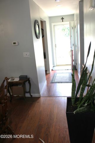 96 Joan Court, Jackson, NJ 08527