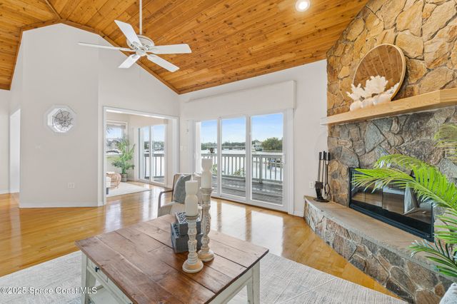 940 W Whitmire Drive, Melbourne, FL 32935