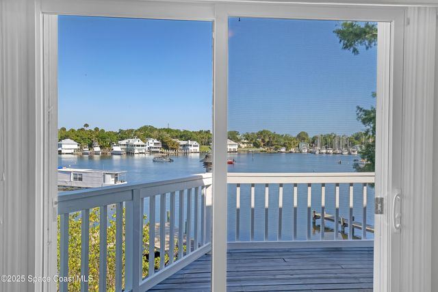 940 W Whitmire Drive, Melbourne, FL 32935