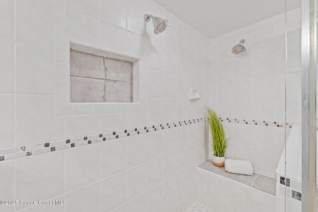 940 W Whitmire Drive, Melbourne, FL 32935