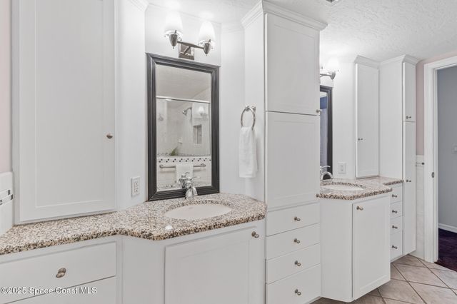 940 W Whitmire Drive, Melbourne, FL 32935