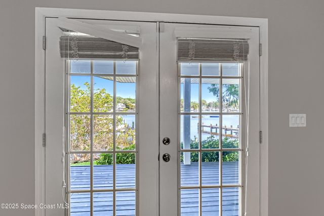 940 W Whitmire Drive, Melbourne, FL 32935