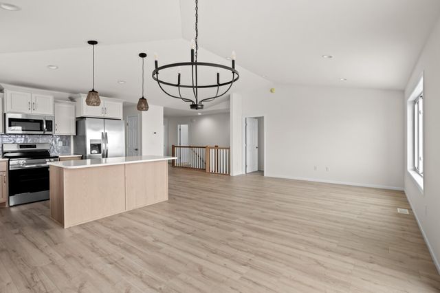 885 2nd Avenue, Horace, ND 58047